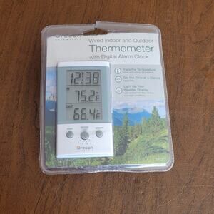 Oregon Scientific Wired Indoor Outdoor Thermometer Digital Alarm Clock THT312